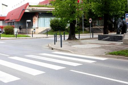 Novi označevalni stebrički 03 foto Ljubo Vukelič